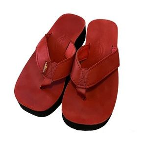 Rainbow Women’s Riviera Wedge Red Leather Sandal Size 8